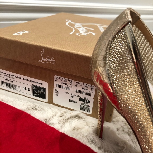 Christian Louboutin - Gold Mesh Lace Leather Pumps - Picture 6 of 8